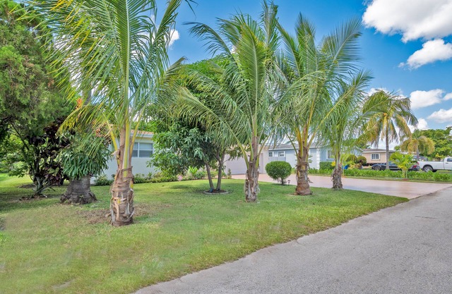 Luxurious 5bed and 3bath