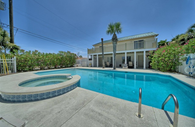 Luxurious 6 BR Beachfront Villa