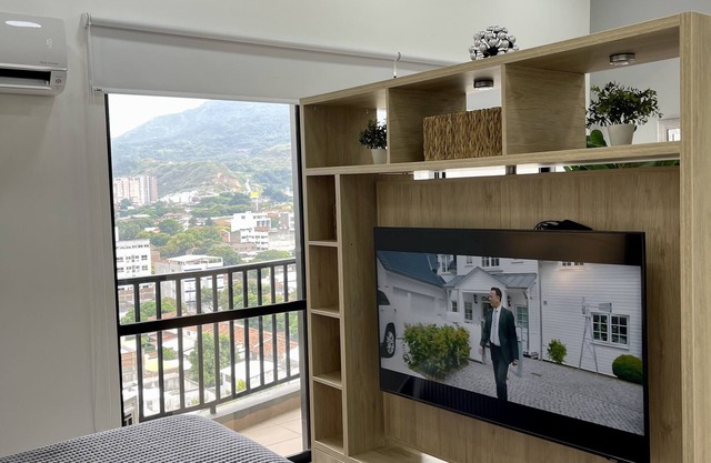 Luxurious Alto Living apartment in Cali