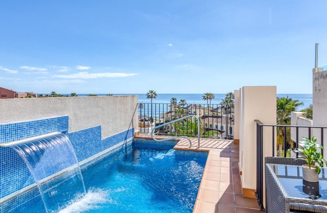 Luxurious beachfront penthouse with private pool, WiFi, air conditioning, parking