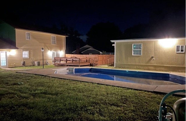 Luxurious Home w/Pool House & Private Pool