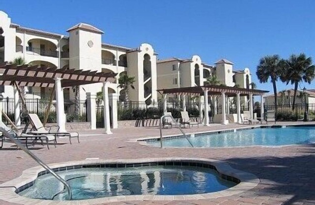 Luxurious, peaceful beachfront condo minutes from St Augustine and Daytona Beach