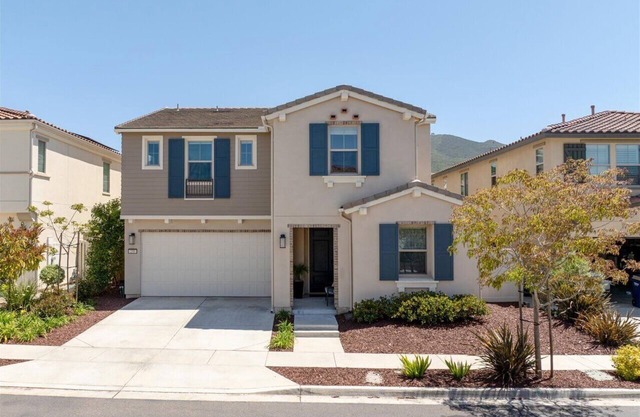 Luxurious Retreat – Minutes to Beaches, Legoland, Views & All San Diego Offers!