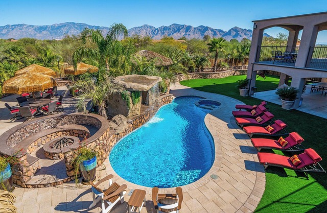Luxurious Villa Paradiso, Luxurious Villa-6,600 SF, 3.3 Acres, Theater-2 Primary Suites