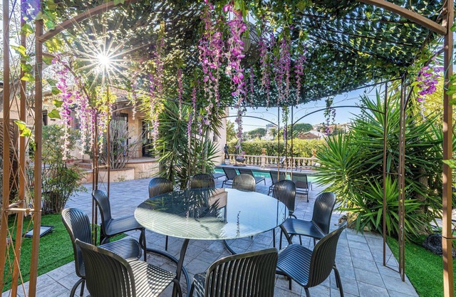 Luxurious Villa with heated pool 6BR/12p - Cannes Juas