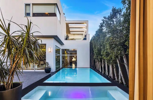 Luxurious West Hollywood Villa