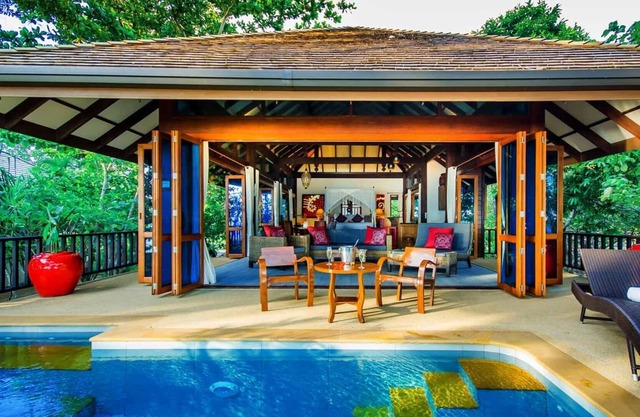 Luxury 1 Bedroom Pool Villa Baan Si Dang !!