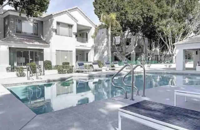 Luxury 1-Bedroom Retreat Near Sports Arenas for 4 people