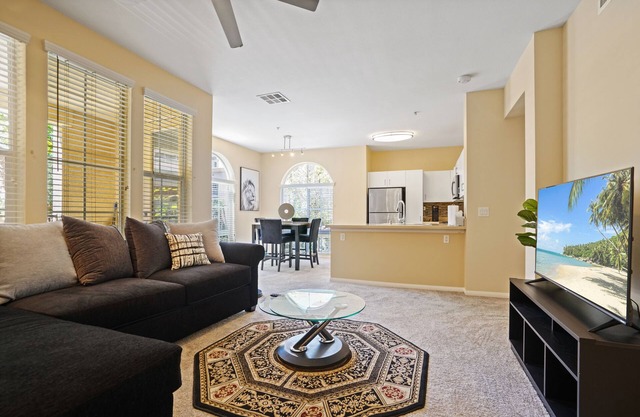 Luxury 2-BD/BA Apt! 5 Mins to Disney ! Angel Stadium! Honda Center! The Outlets!