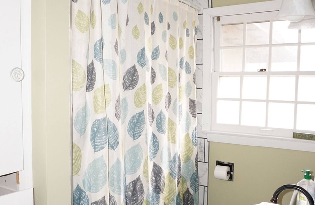 Luxury 3-Bedroom in Versailles, KY with Hot Tub & Pool: Your Perfect Retreat!