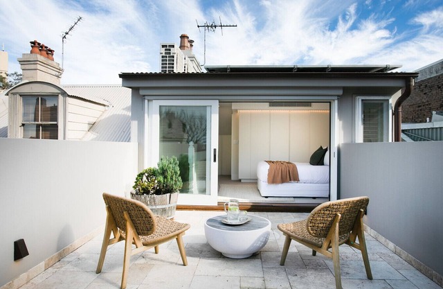 Luxury 3BR home w rooftop + garden/BBQ + near CBD