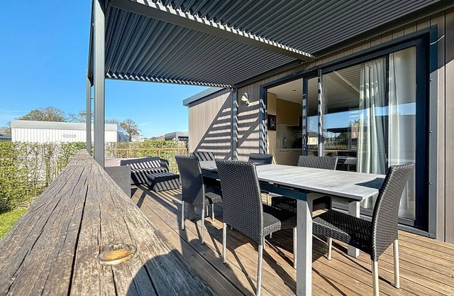 Luxury 3BR Mobile Home, 200m from Beach, Pool & Terrace - Sleeps 6