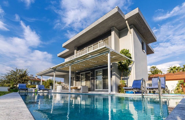 Luxury 4 bedroom Private Villa Near The Dalyan River with Disabled Bathroom&Room