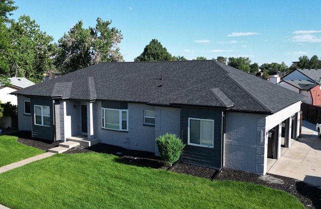 “Luxury 4BR Denver Retreat, Sleeps 10+, Entertainment & Prime Location”