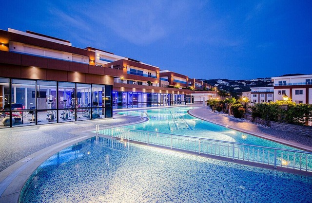 Luxury 6 person villa with private pool, lots of privacy, panoramic sea views