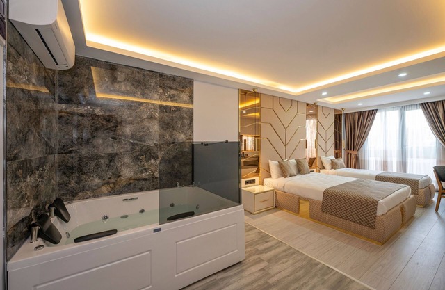 Luxury Airport Hotel By Zazzoni-İstanbul Airport