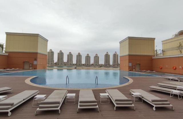 Luxury Apartment by the Sea with Amazing Amenities at Pearl Qatar