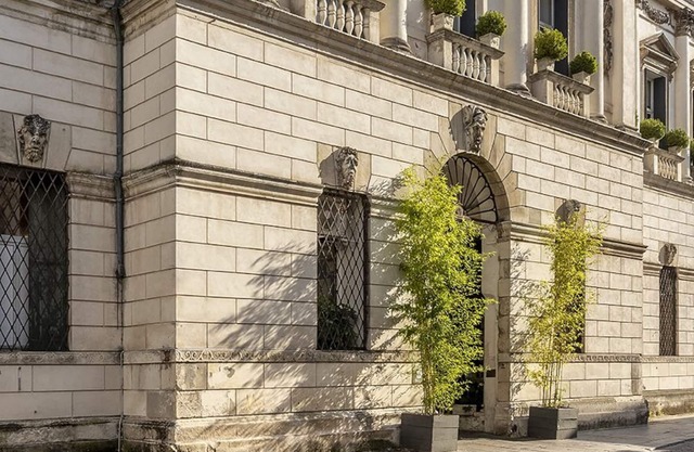 Luxury Apartment in Historical Building