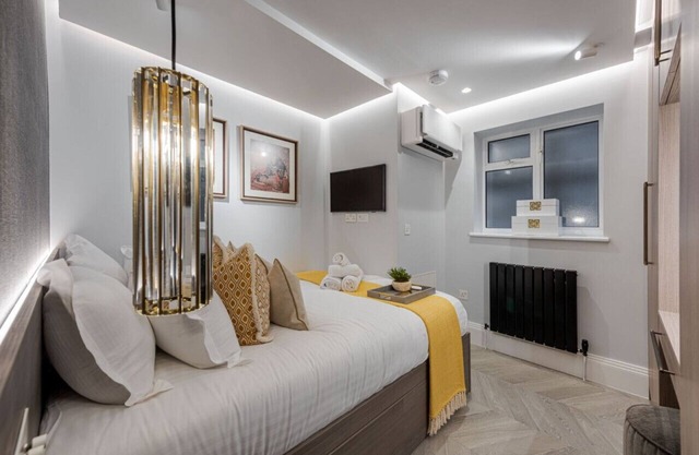Luxury Apartment Opposite Harrods, London – Unbeatable Location