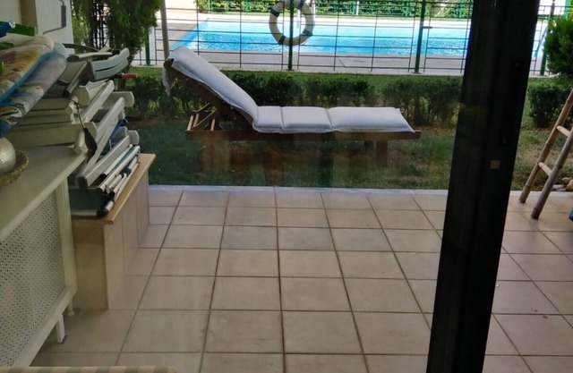 Luxury Apartment with Pool View