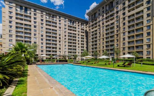 Luxury Apartments West Point Sandton 2