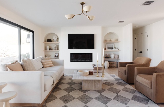 Luxury at Casa Blanca - Private Heated Pool, Grill, Firepit & Breathtaking Views