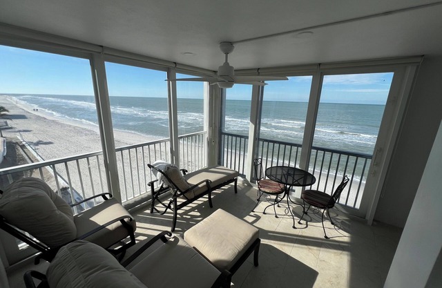 Luxury Beachfront Condo Gulf Shore Blvd Naples