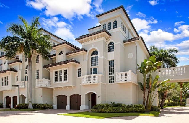 Luxury Bonita Beach House