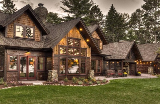 Luxury Cabin On The Whitefish Chain