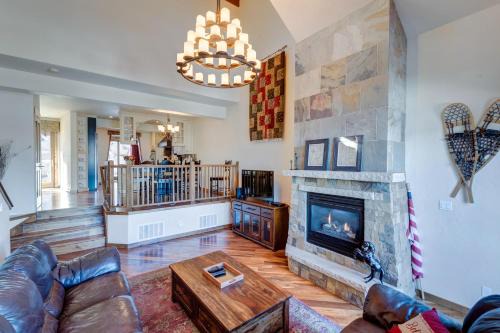 Luxury Chalet #1240 With Hot Tub & Great Views - 500 Dollars Of FREE Activities & Equipment Rentals Daily