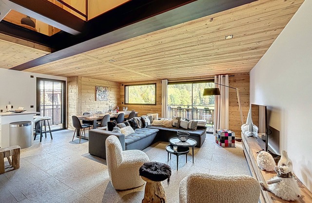 Luxury chalet with Mont Blanc view and parking