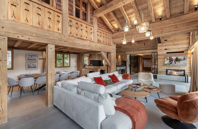 Luxury Chalet with Spa, Gym, and Ski-in/Ski-out Access in Méribel Village