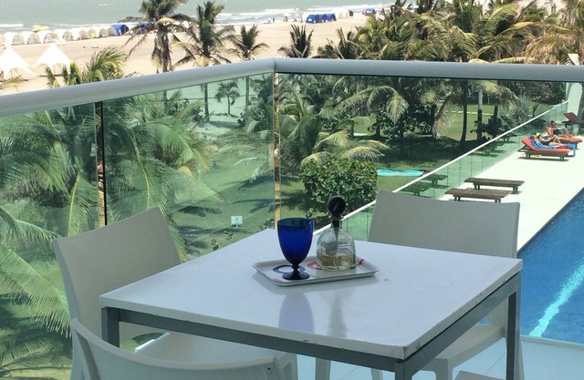 Luxury & Comfort Steps from the Beach- 2 Pools! Family Friendly & Gourmet Cook!