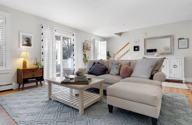 Luxury Condo with a Pool in wonderful Old Orchard Beach!