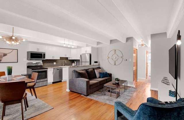 Luxury Denver Condo West Wash Park! 1 designated parking.