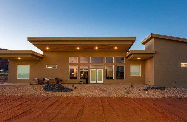 Luxury Desert Retreat l Casa del Sol by Stay