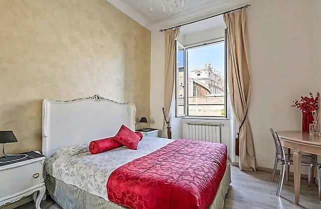 Luxury Designer Rome — St. Peter Dome Views