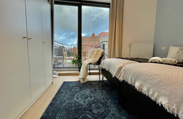 Luxury Dlx 1BR Near Fashion District by Oneluxstay