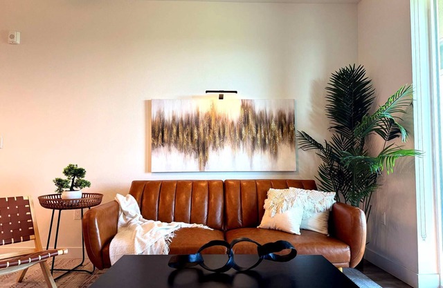 Luxury Haven 10 Min From Disneyland W/Pool & GYM
