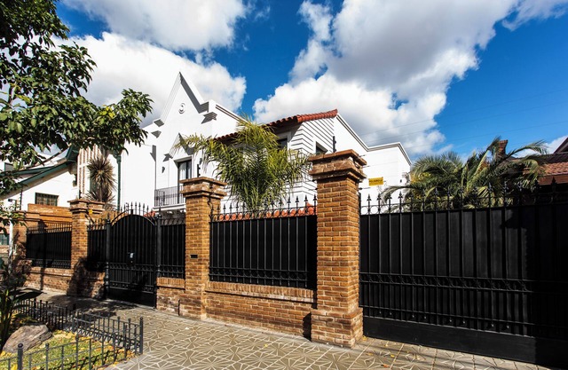 LUXURY HOUSE VILLA DEVOTO