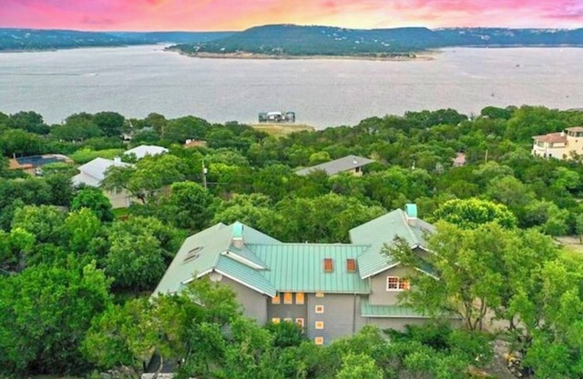 Luxury Lake Travis Retreat with Pool, Hot Tub & Stunning Views