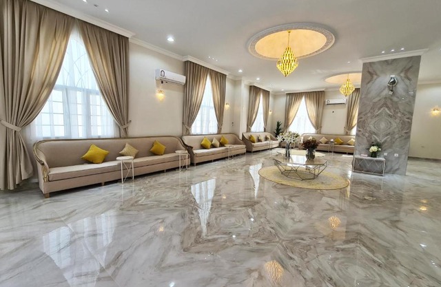 Luxury Large Furnished Villa