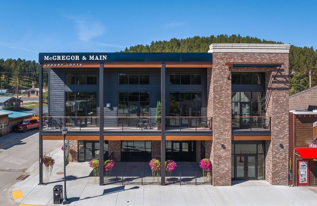 Luxury Loft 5 Downtown Main Street