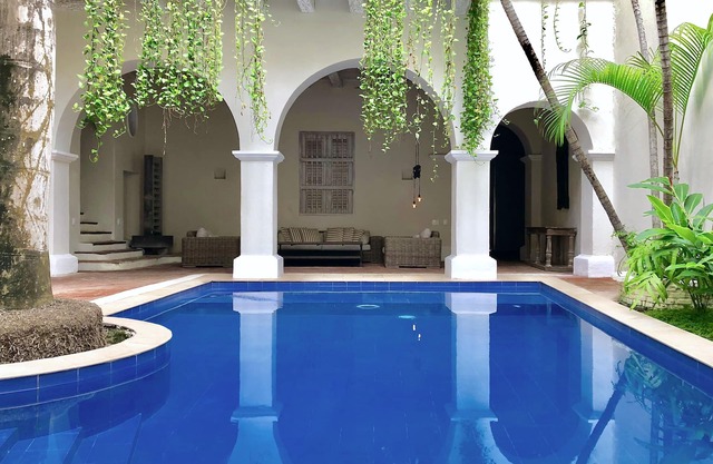Luxury Mansion with the best pool in the Old City