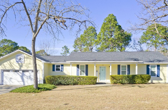 Luxury Modern Home Close to Downtown & Airport