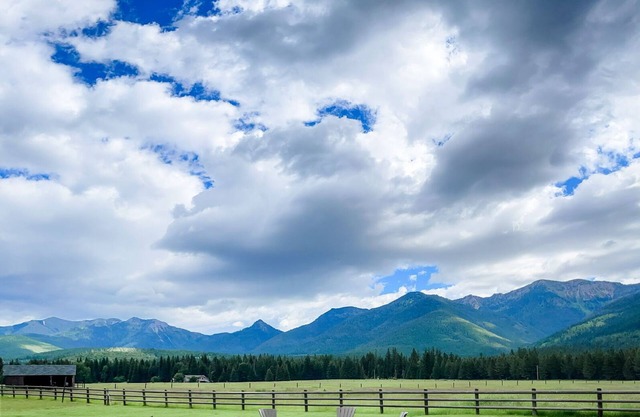 Luxury Montana Cabin with epic Mountain Views