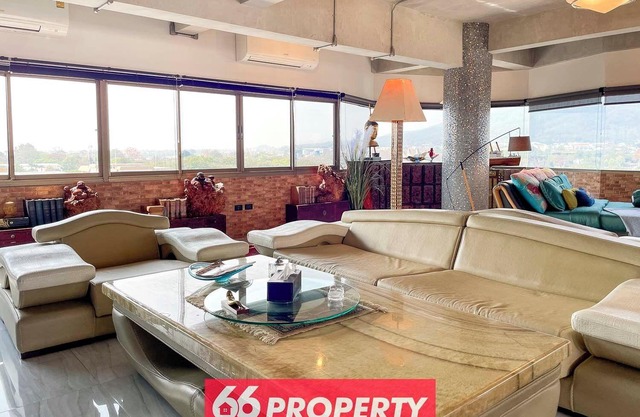 Luxury NY Loft w/Stunning Mountain Views in Nimman Neighborhood