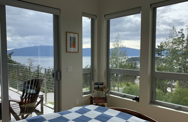 Luxury ocean living, the perfect place to relax or work remotely.