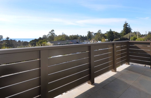 Luxury Ocean View Apartment