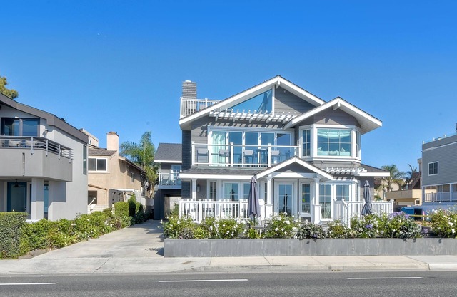 Luxury Ocean Views | 6 BR Home | Steps to Sand
